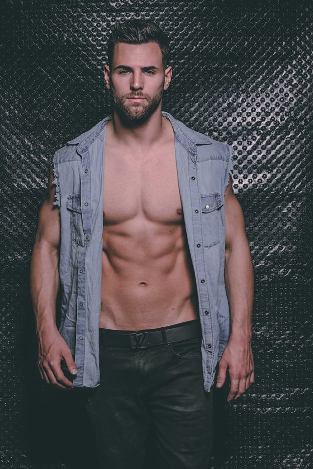 Chippendale fiú