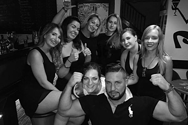 Chippendale fellépés születésnapra